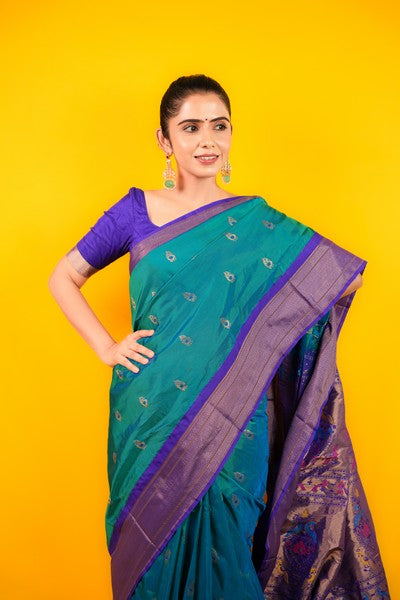 Janani Paithani Pattu