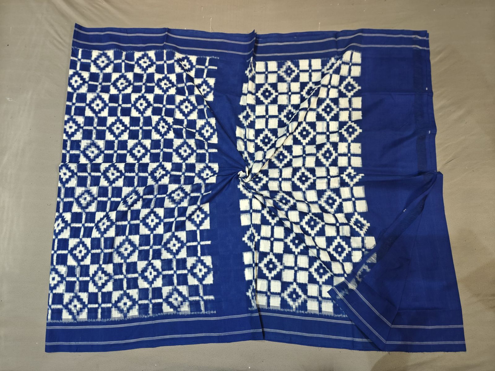 Double Ikkat Teliya Rumal Designer Sarees