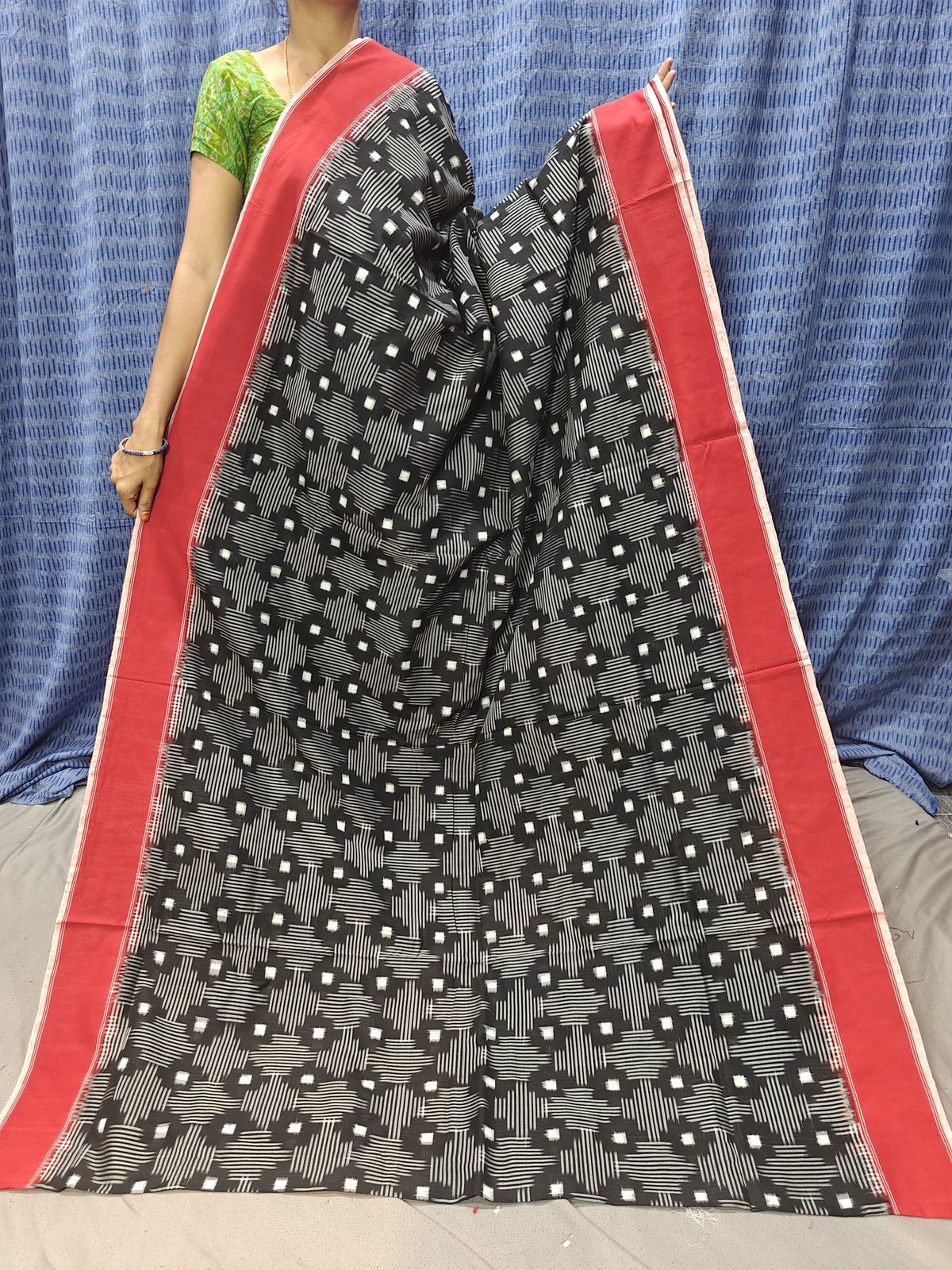 Double Ikkat Teliya Rumal Designer Sarees