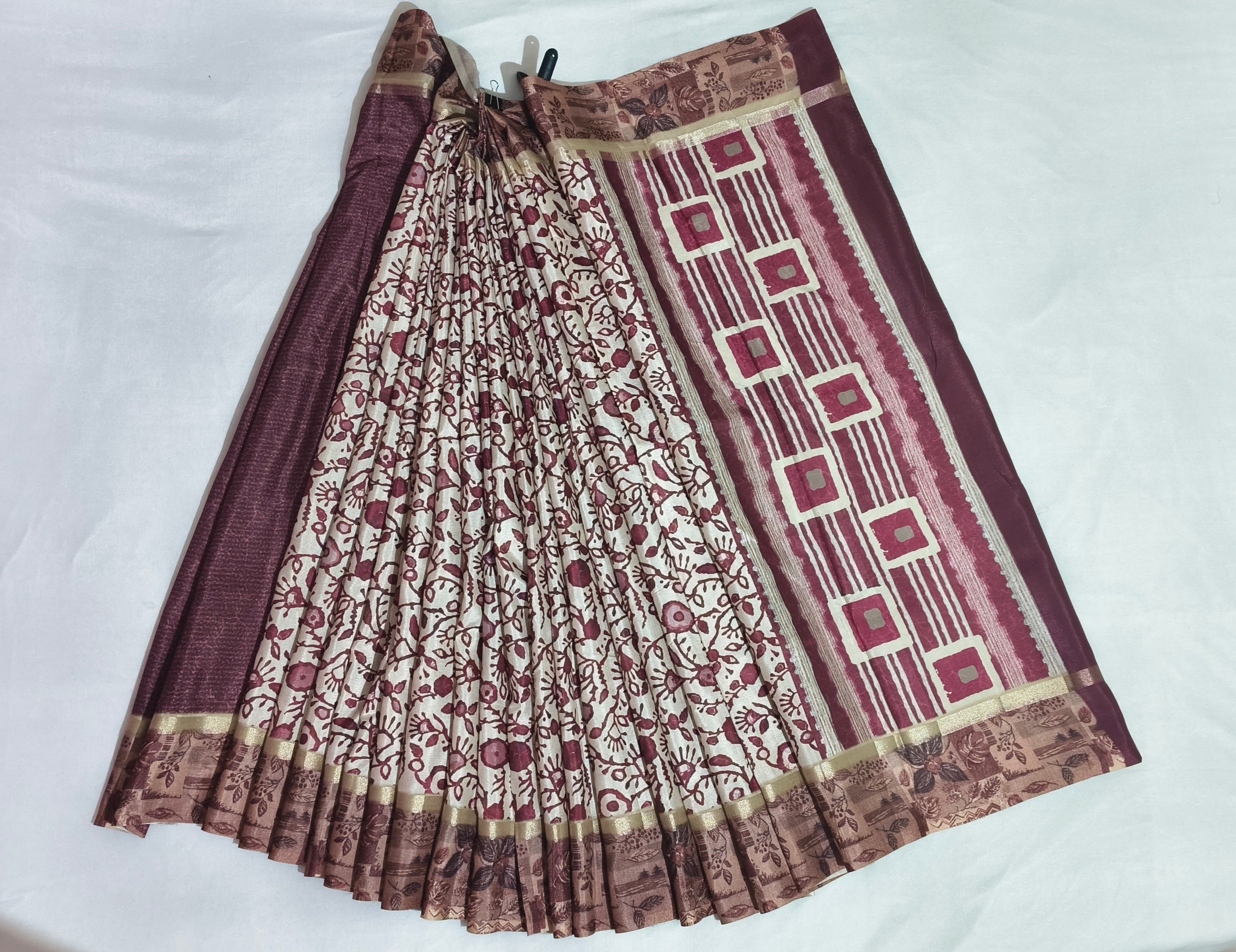 Maroon Traditional Art Tussar-Style