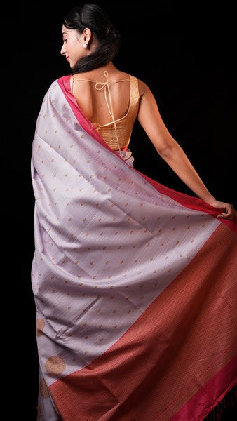 Tatkalin Prints Grayish-White