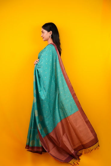 Tatkalin Prints Light Gold