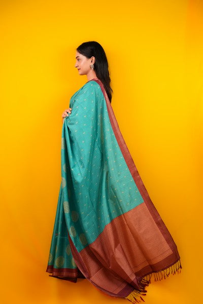 Tatkalin Prints Light Gold