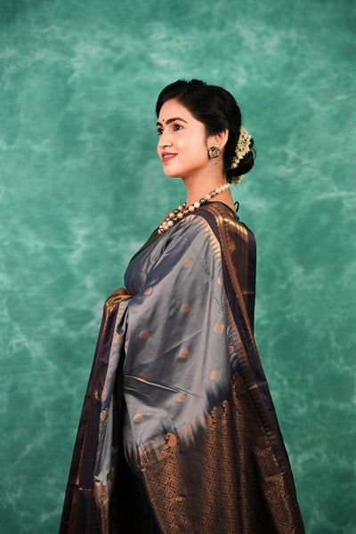 Kanjivaram Silk Gold and Black