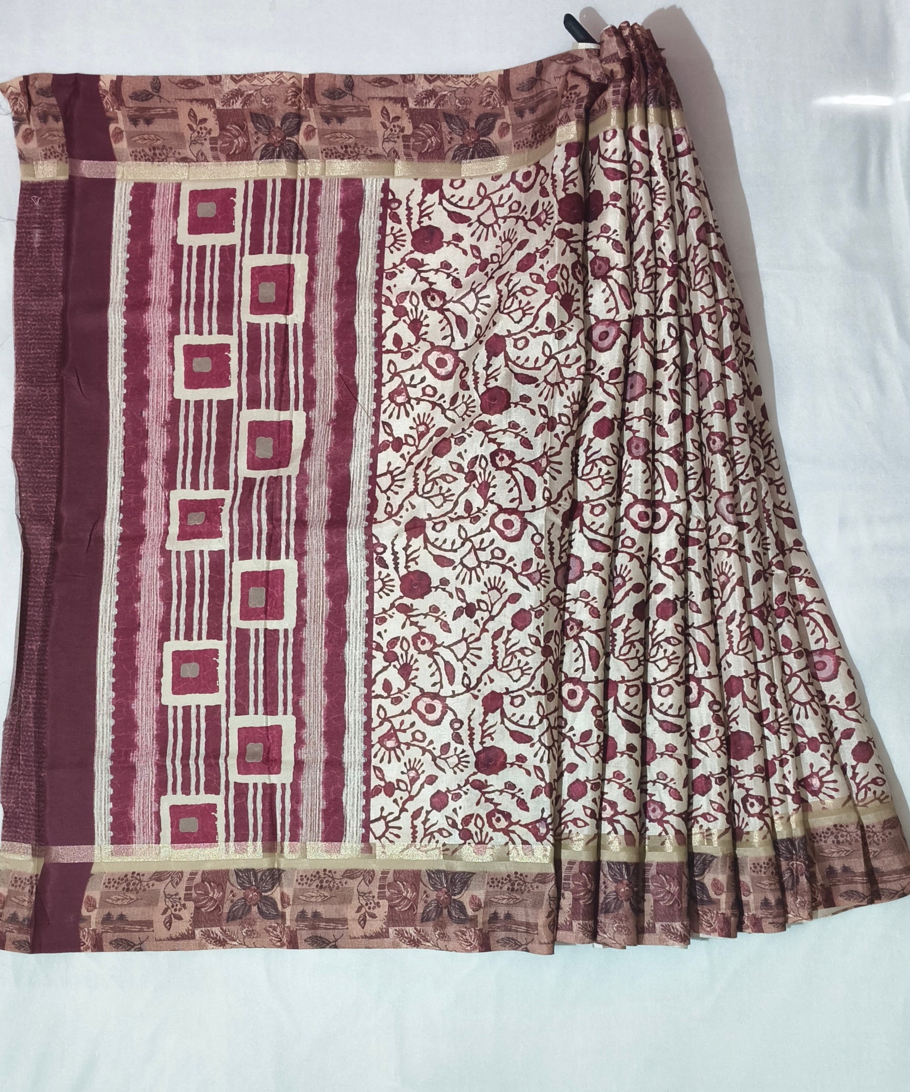 Maroon Traditional Art Tussar-Style