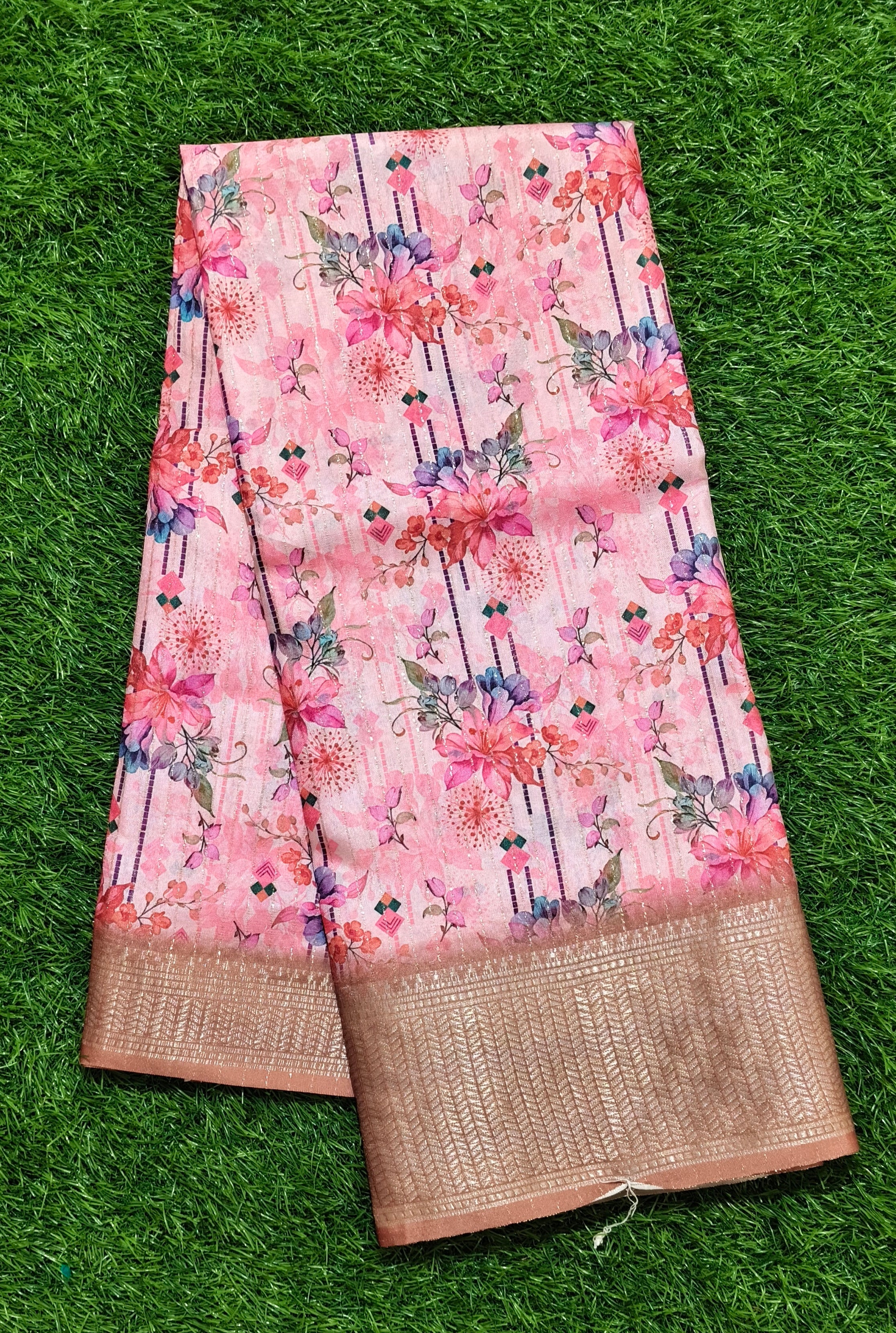 Rose-Gold Zari Border