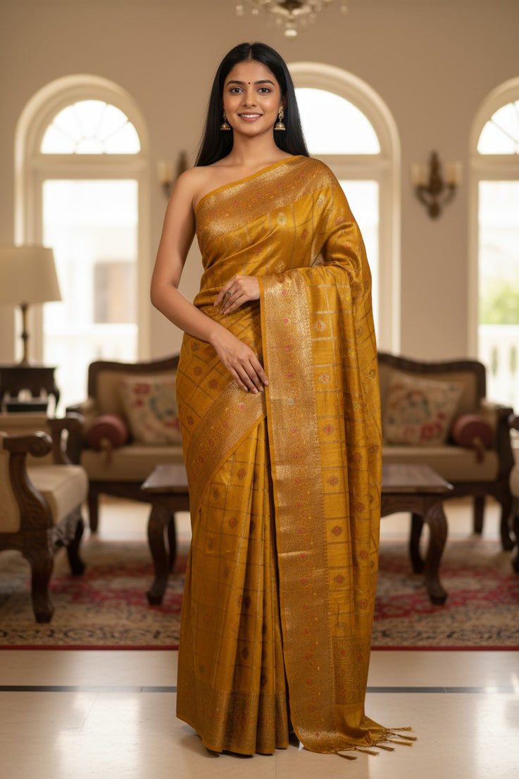 Banaras Moonnga Silk